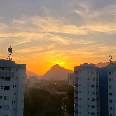 Mountain, Lake And Pool View Apartment Rio de Janeiro Dış mekan fotoğraf