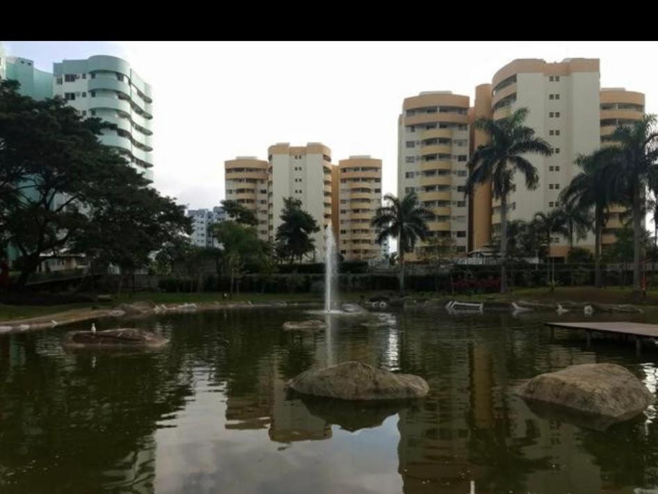 Mountain, Lake And Pool View Apartment Rio de Janeiro Oda fotoğraf