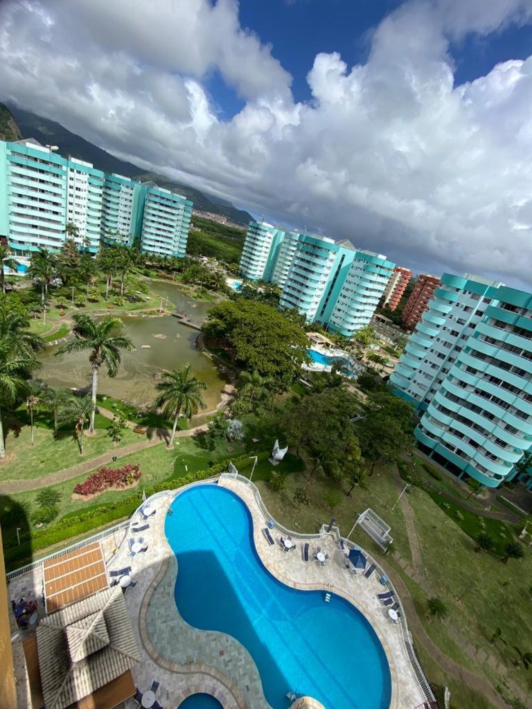 Mountain, Lake And Pool View Apartment Rio de Janeiro Oda fotoğraf