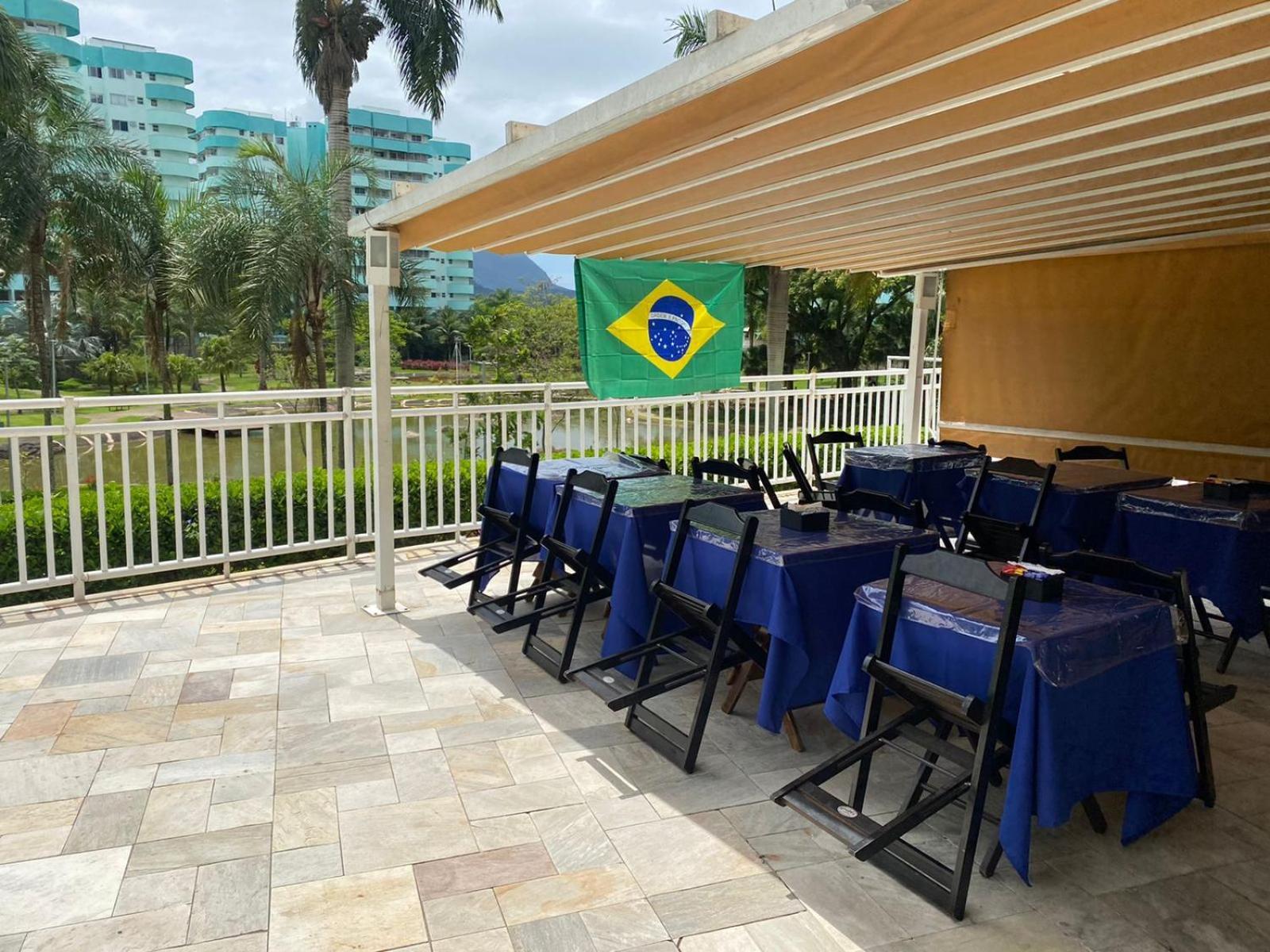 Mountain, Lake And Pool View Apartment Rio de Janeiro Oda fotoğraf