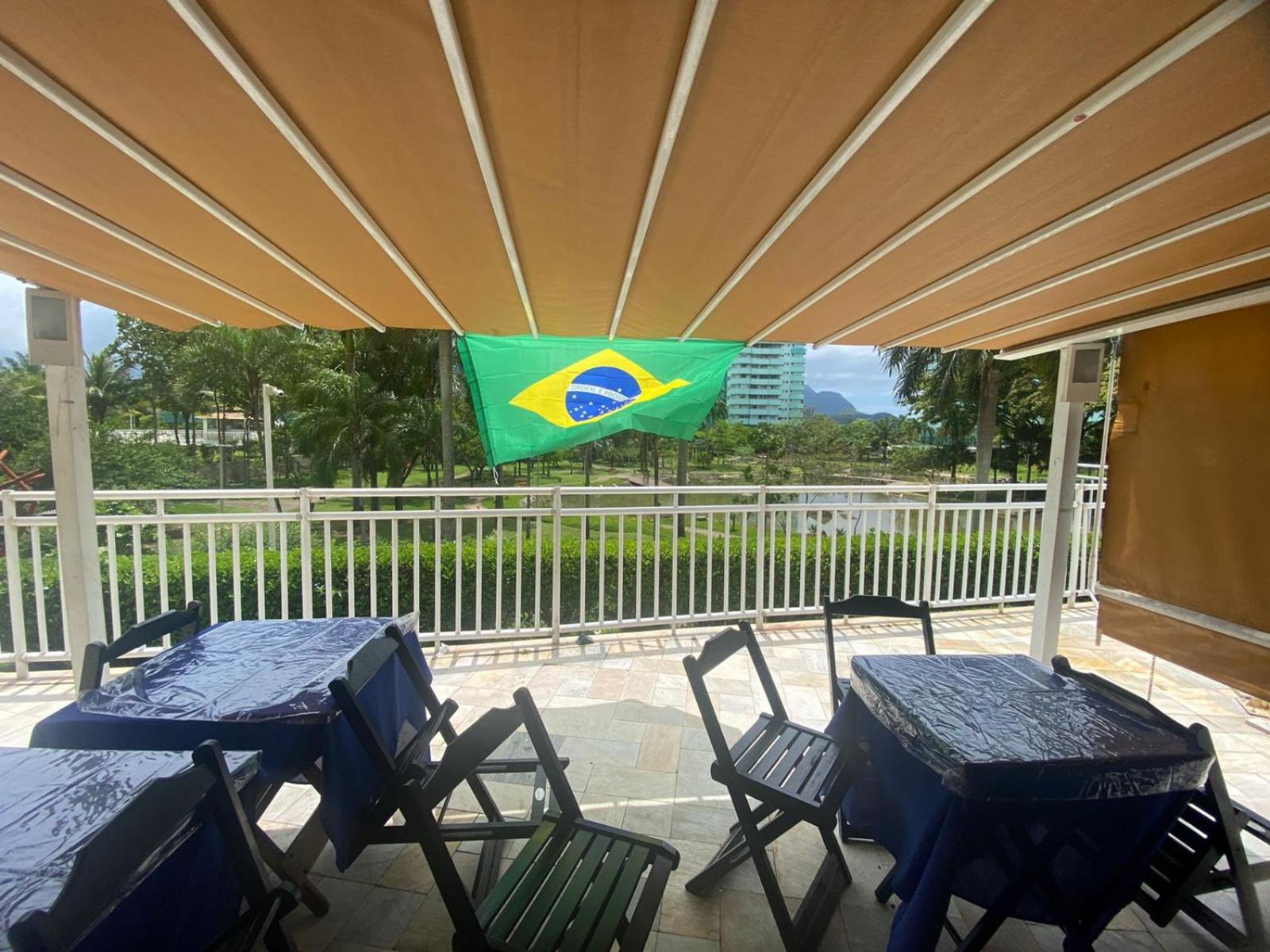 Mountain, Lake And Pool View Apartment Rio de Janeiro Oda fotoğraf